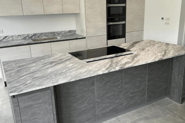 Kitchen (7) Kitchen (7)